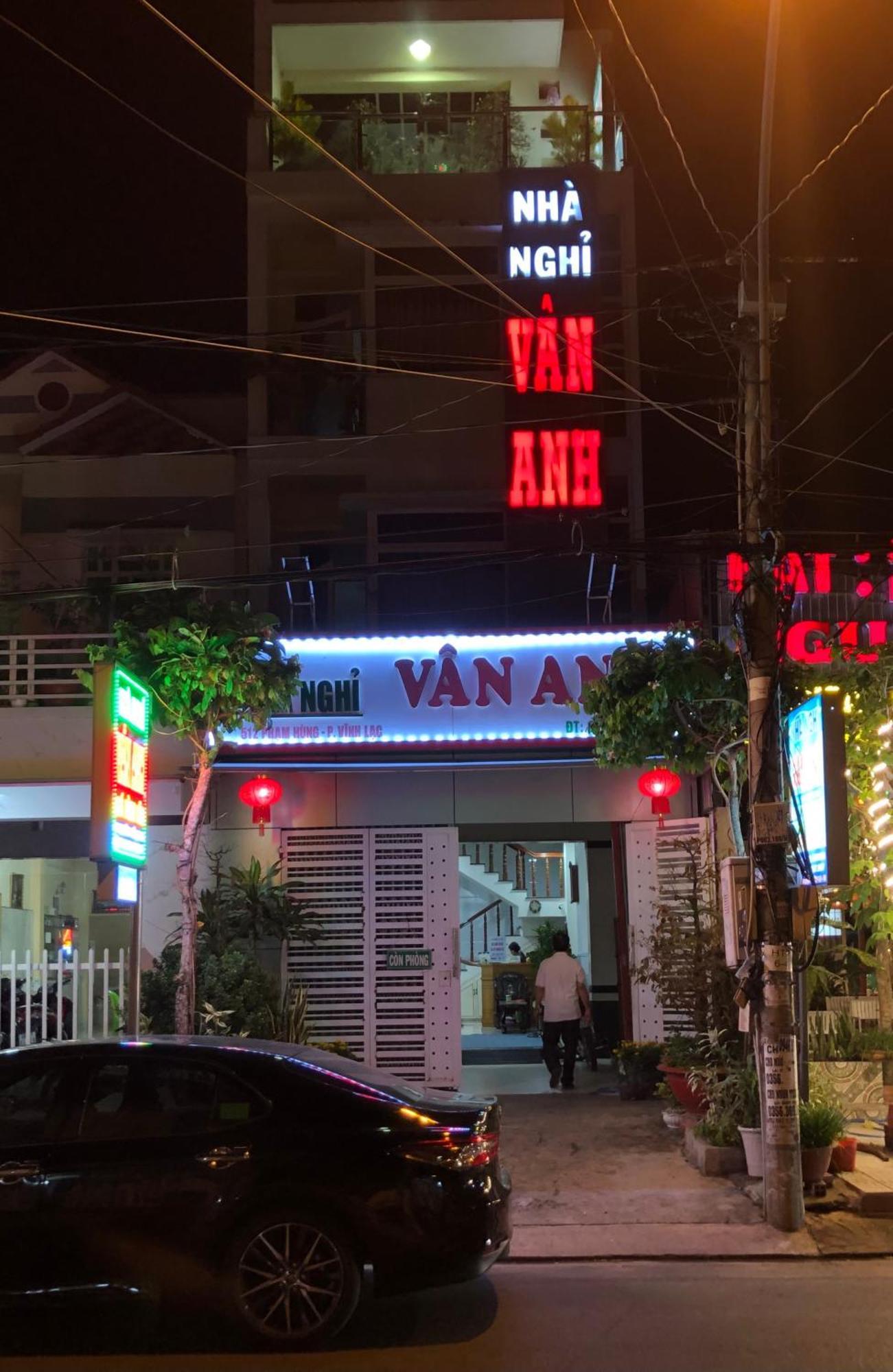 Nha Nghi Van Anh Ap Rach Meo ภายนอก รูปภาพ