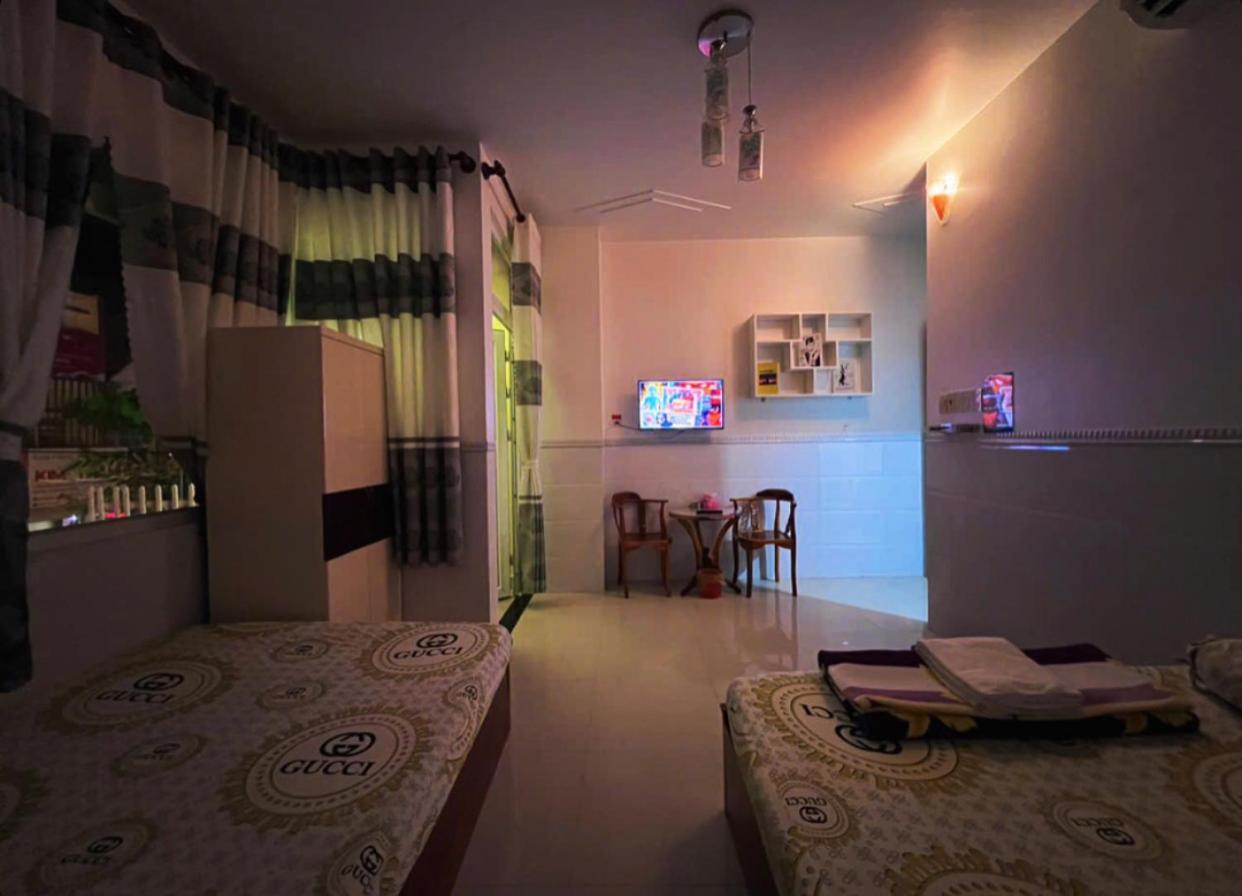 Nha Nghi Van Anh Ap Rach Meo ภายนอก รูปภาพ